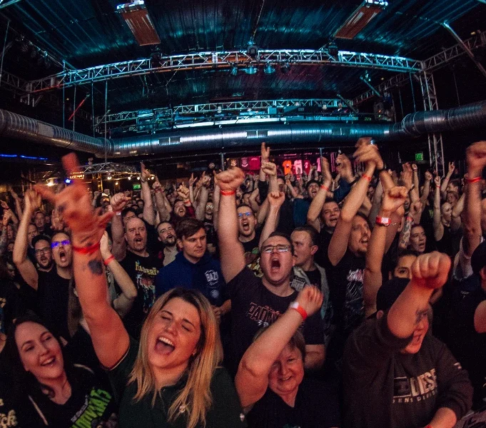 Fancrowd in München